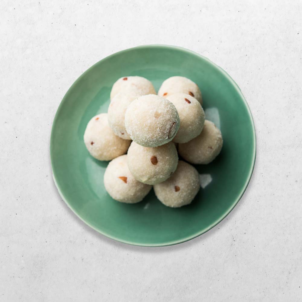 Laddu - Rawa-Naral Ladoo
